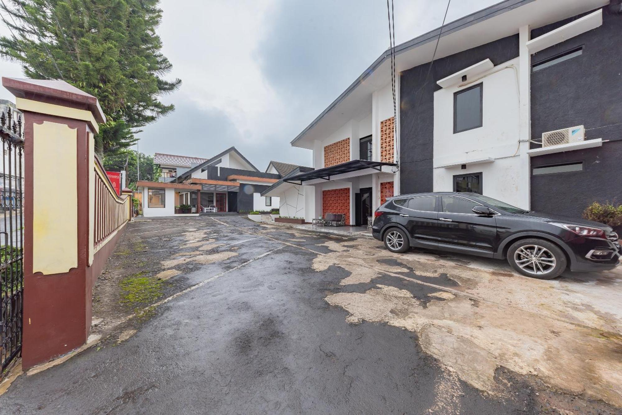 Reddoorz Near Taman Kota Lapang Merdeka Sukabumi Exteriér fotografie